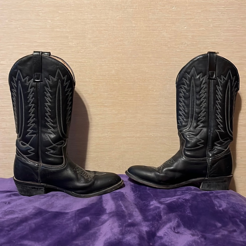 Mason boots out of Chippewa falls, WI.